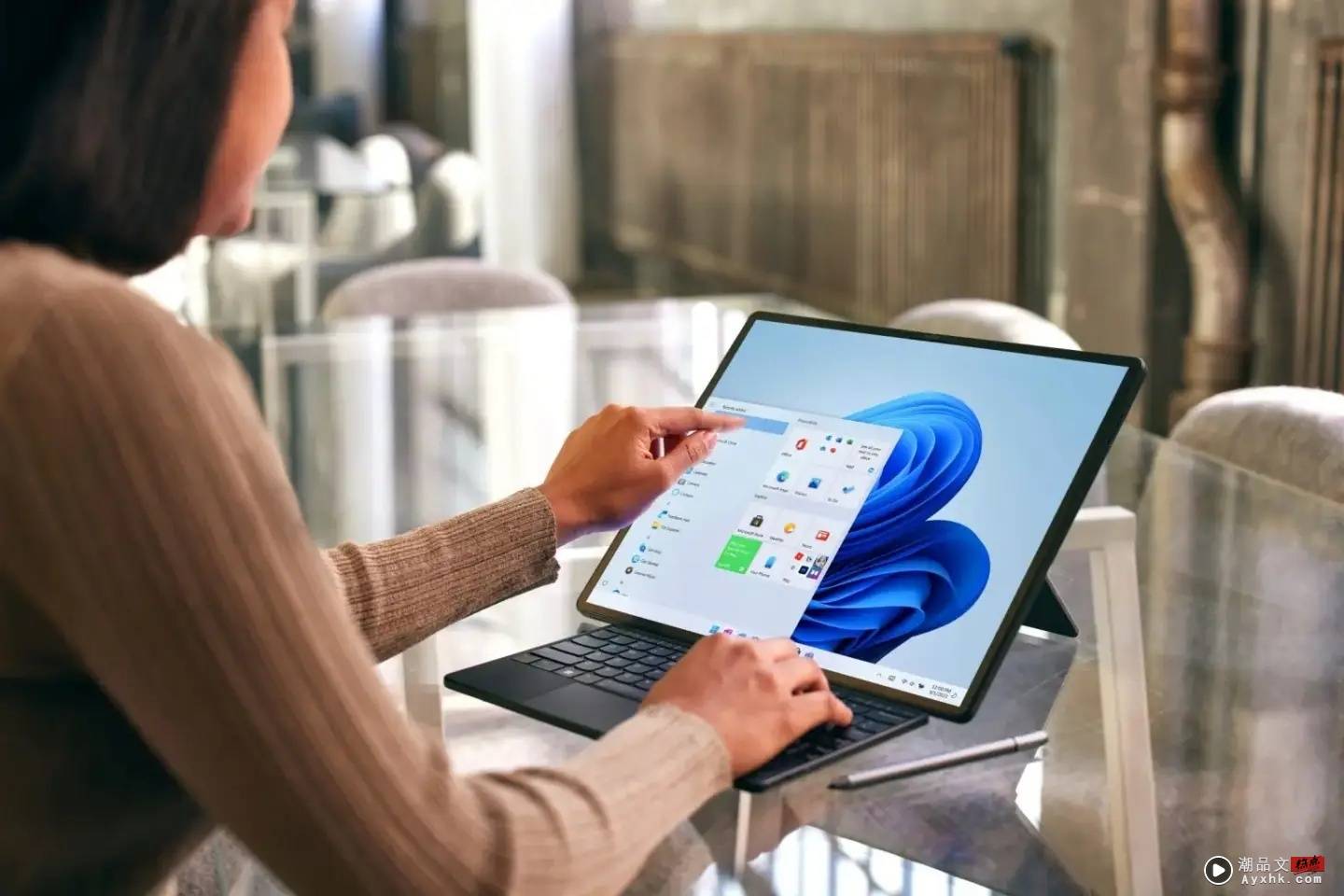 2022 折叠笔电规格比较：新版 Lenovo ThinkPad X1 Fold 跟 ASUS Zenbook 17 Fold OLED 哪个更优秀？ 数码科技 图4张